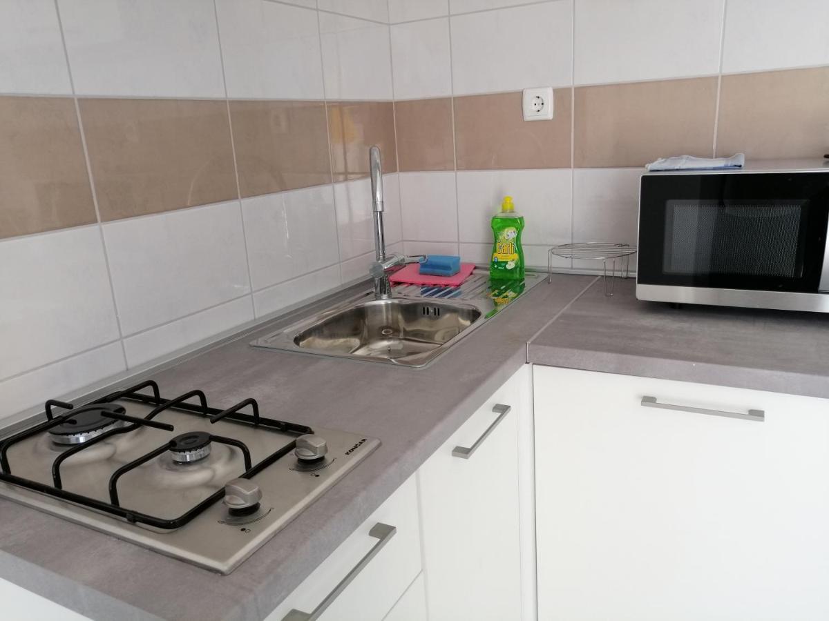 Apartmani Irena Veprinac エクステリア 写真