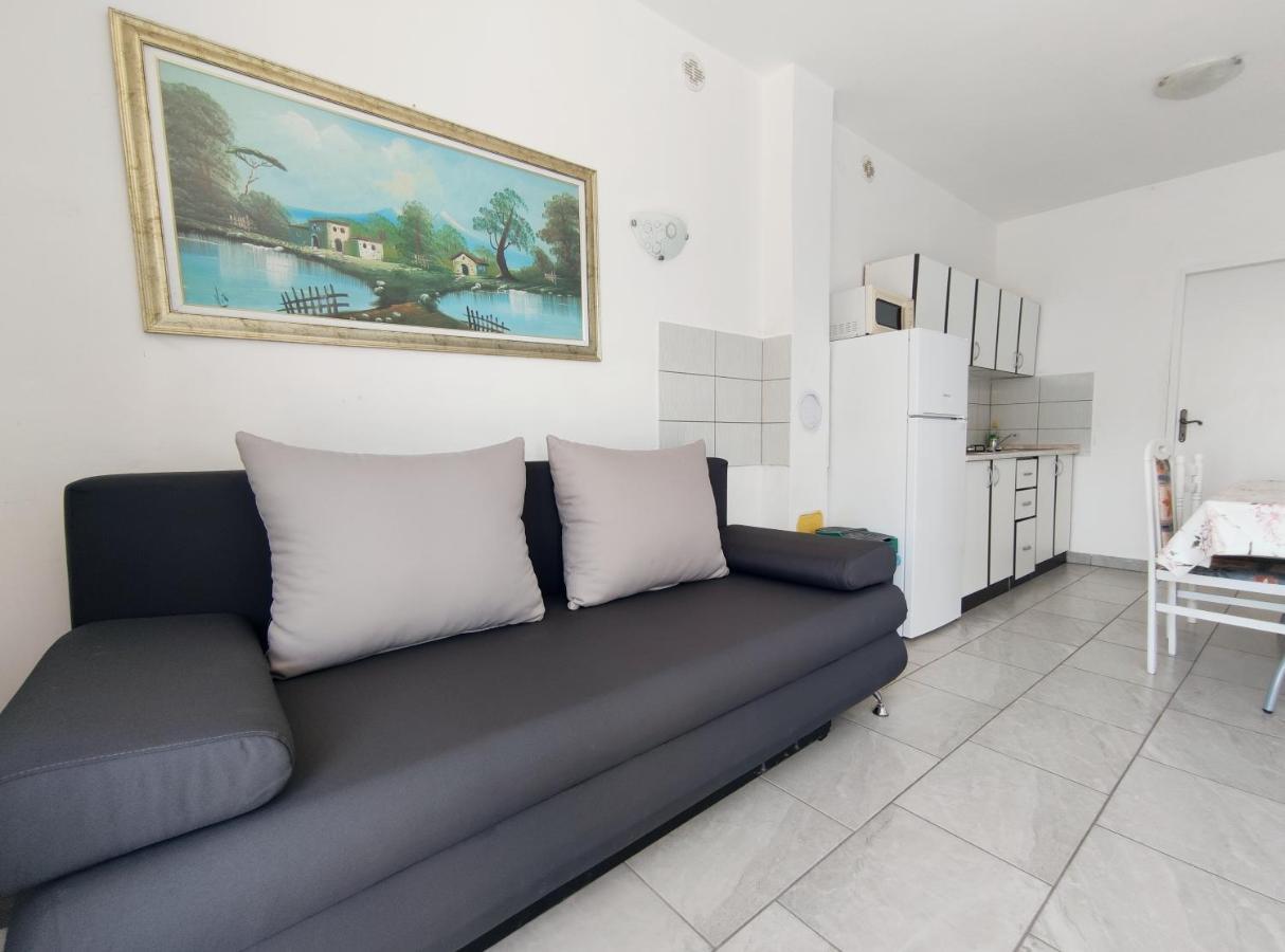 Apartmani Irena Veprinac エクステリア 写真