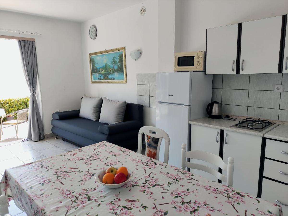 Apartmani Irena Veprinac エクステリア 写真