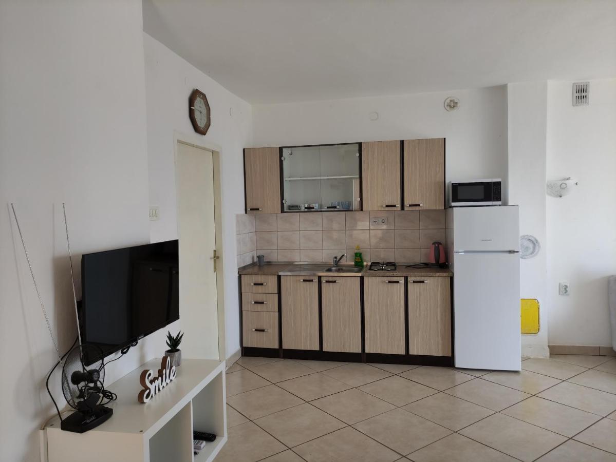 Apartmani Irena Veprinac エクステリア 写真