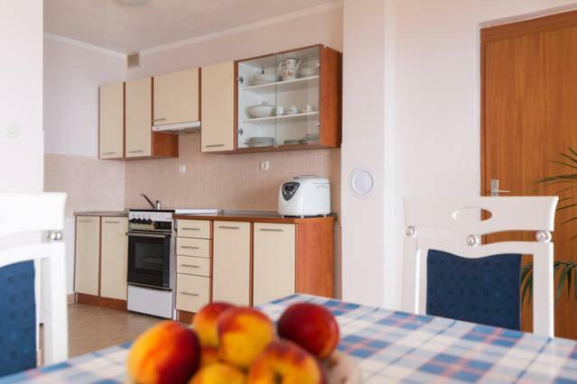 Apartmani Irena Veprinac エクステリア 写真