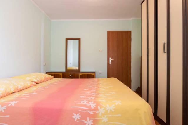 Apartmani Irena Veprinac エクステリア 写真